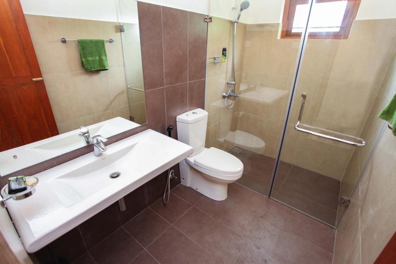 12 B 1/1, Lewella Rd, * كاندي