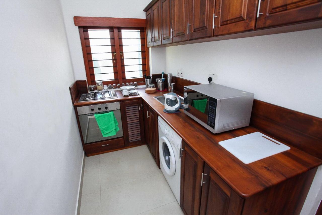 12 B 1/1, Lewella Rd, * كاندي