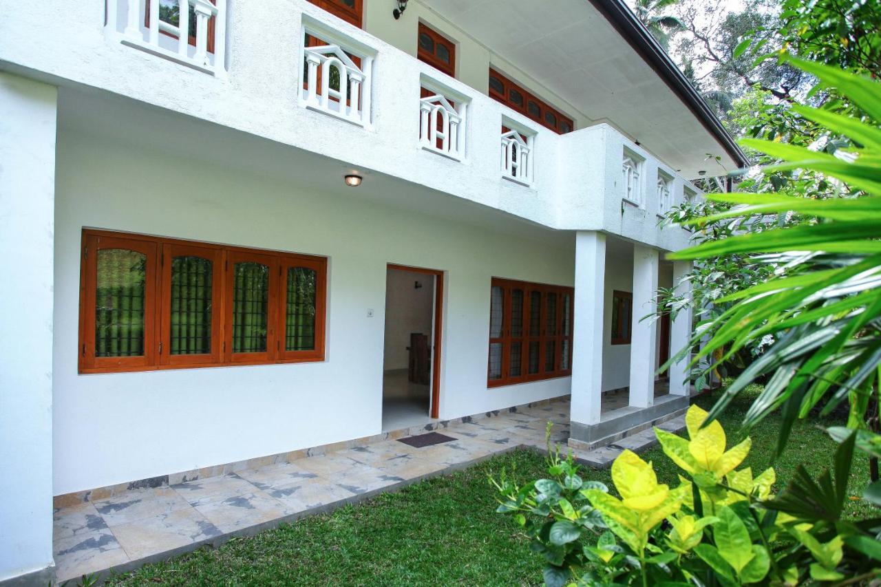 12 B 1/1, Lewella Rd, * كاندي